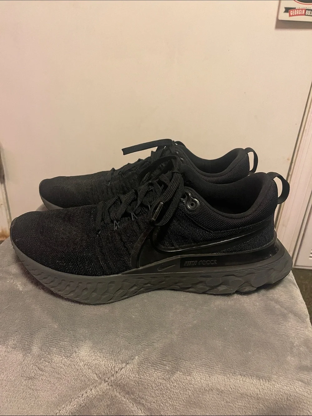 Nike Men's Black Athletic Running Shoes